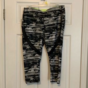 Avia Workout Capris